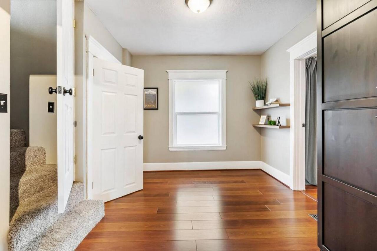 Dazzling 3bd, 2ba With Private Deck Near Alberta Portland